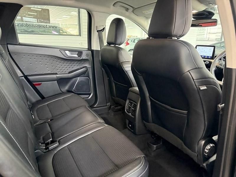 Used Ford Kuga Titanium 120 HP (88 kW) 2020 Black SUV