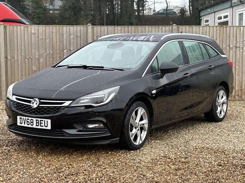 Second-hand Vauxhall Astra SRi 150 CP (110 kW) 2019 Negru Break