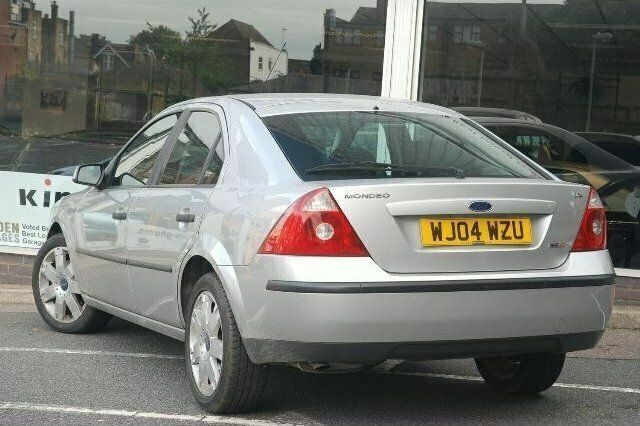 Używany Ford Mondeo 2004 Hatchback