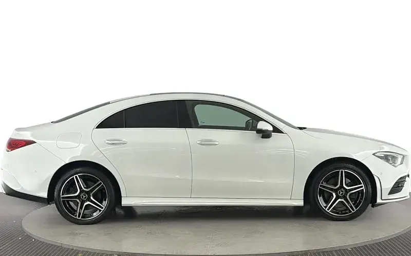 Used Mercedes CLA250e AMG Line Premium Plus 218 HP (160 kW) 2021 White Sedan