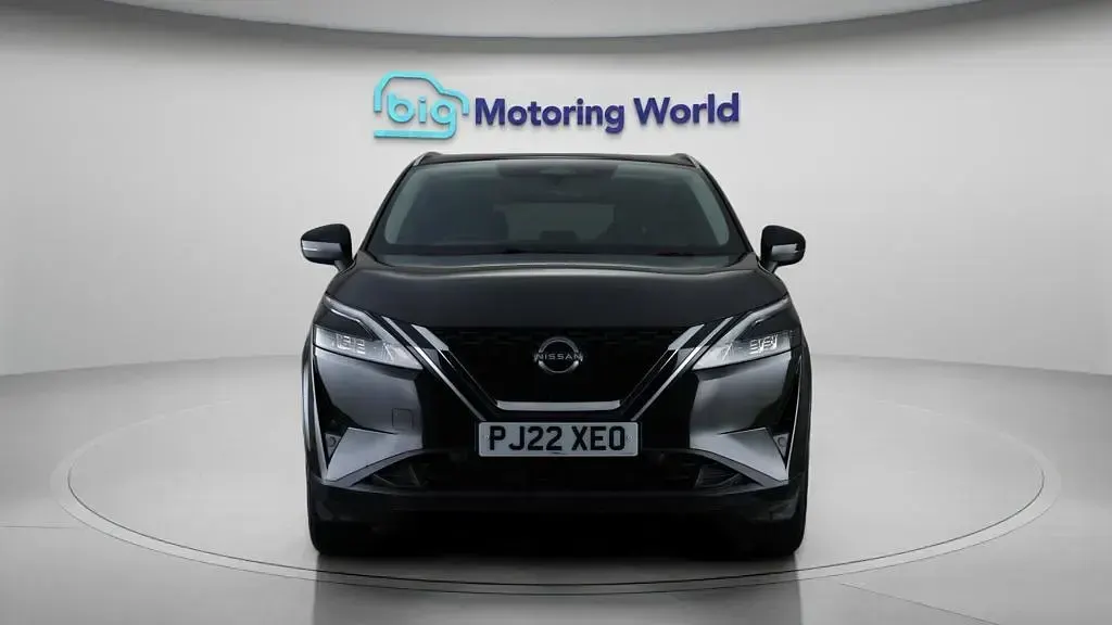 Used Nissan Qashqai Acenta Premium 140 HP (102 kW) 2022 Black SUV