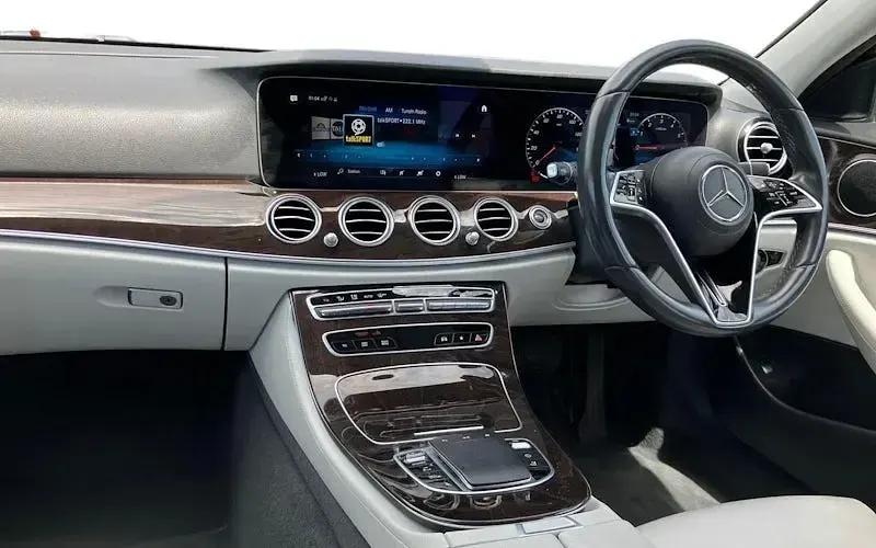 Used Mercedes E300 AMG line 306 HP (225 kW) 2022 Blue Estate