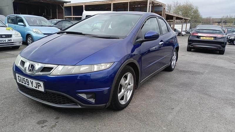 Begagnad Honda Civic SE 140 HK (102 kW) 2009 Blå Halvkombi