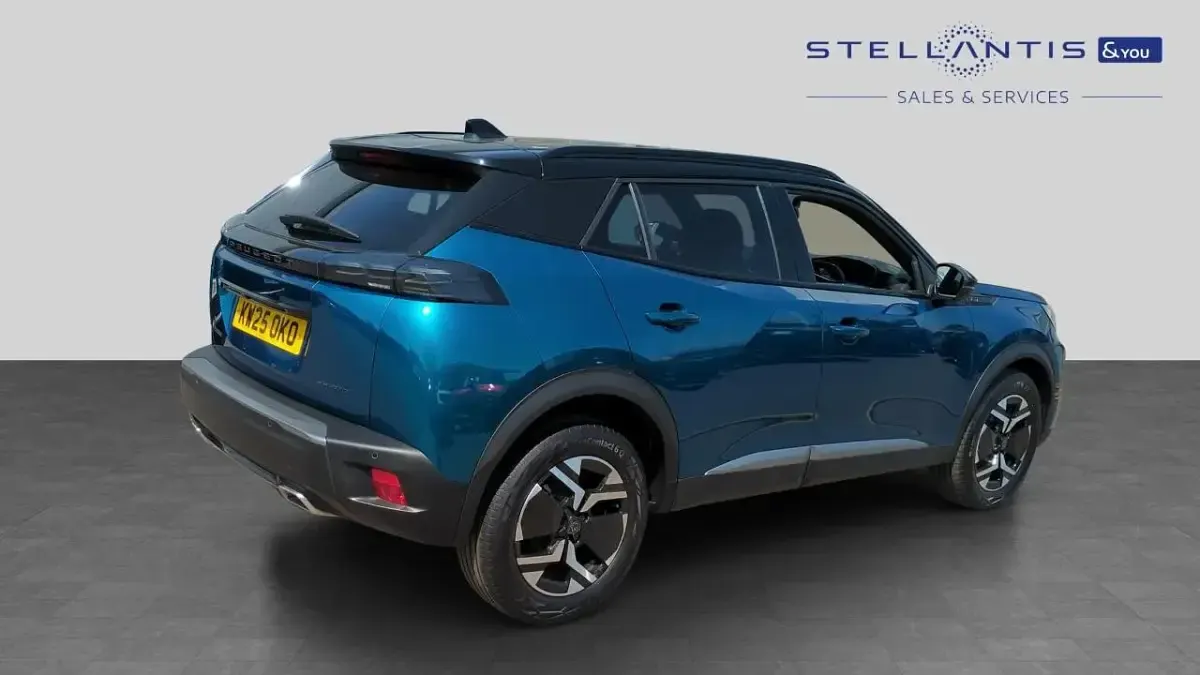 Used Peugeot 2008 GT 134 HP (98 kW) 2025 Blue SUV