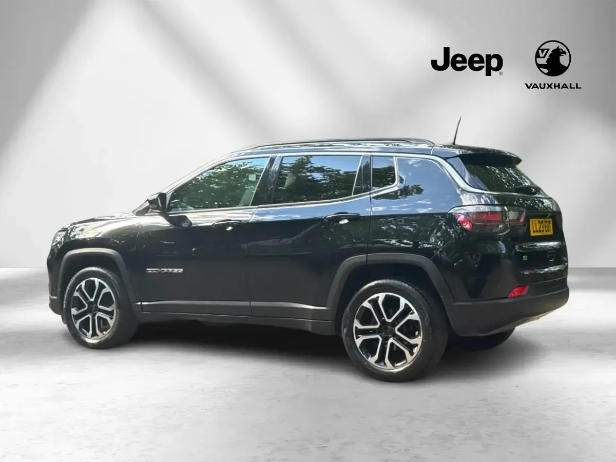 Used Jeep Compass Limited 128 HP (94 kW) 2023 Black SUV
