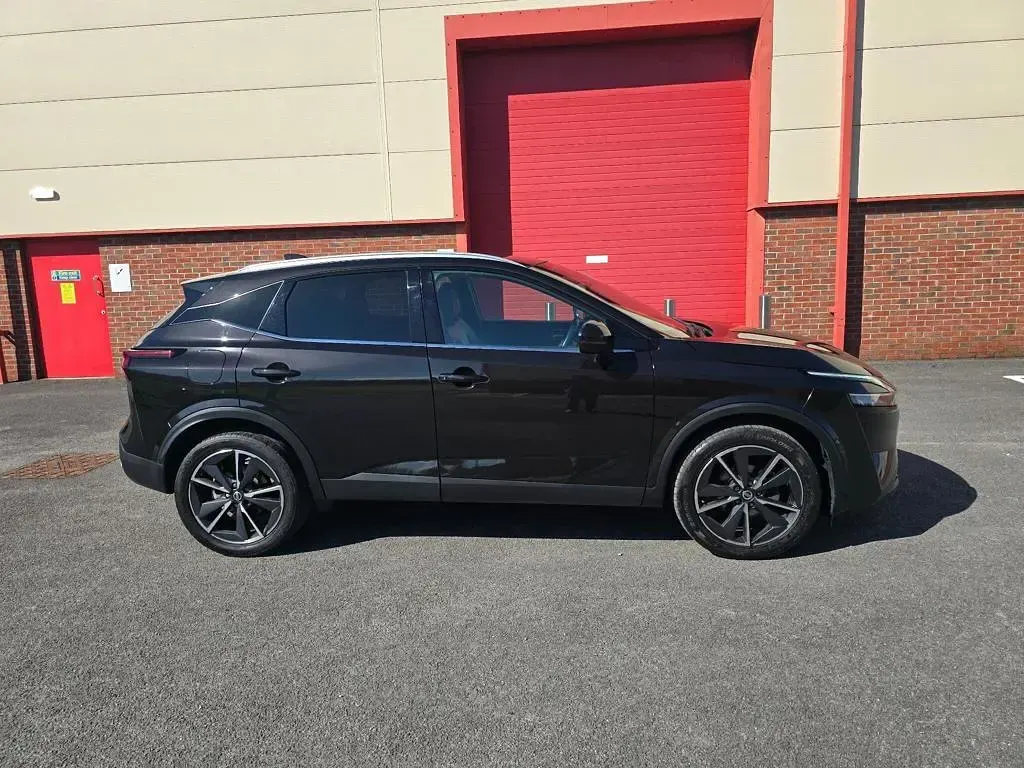 Used Nissan Qashqai S 2021 Black SUV