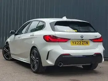 Used BMW 118 M Sport 136 HP (100 kW) 2022 White Hatchback