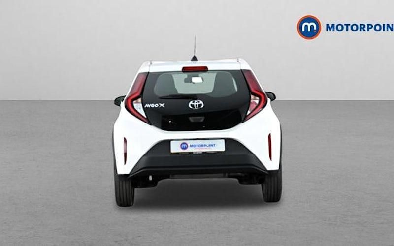 Used Toyota Aygo X PURE 72 HP (52 kW) 2025 SUV