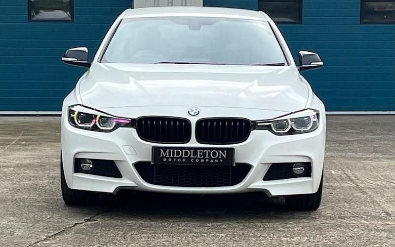 Begagnad BMW 320 M Sport 184 HK (135 kW) 2018 Vit Sedan