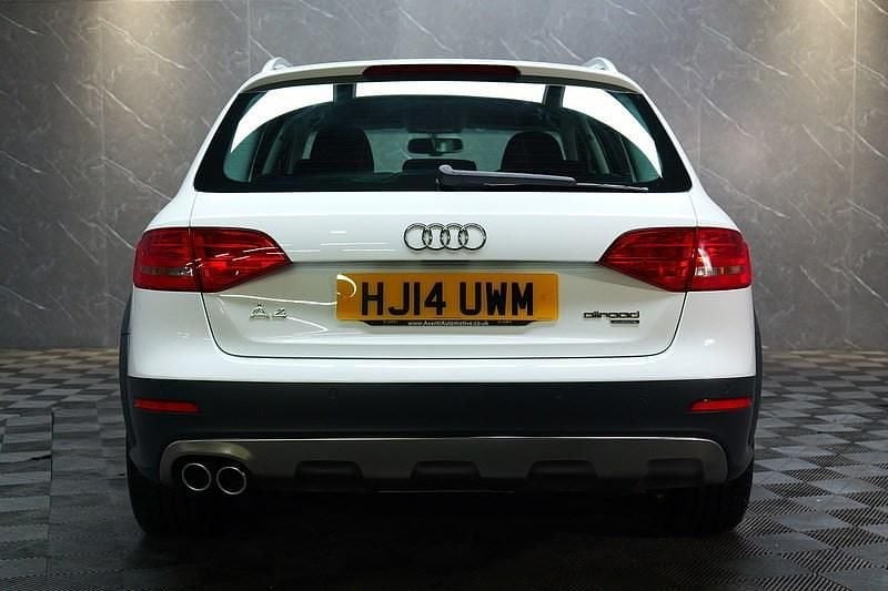 Usado Audi A4 Allroad Comfort 177 HP (130 kW) 2014 Branco Carrinha