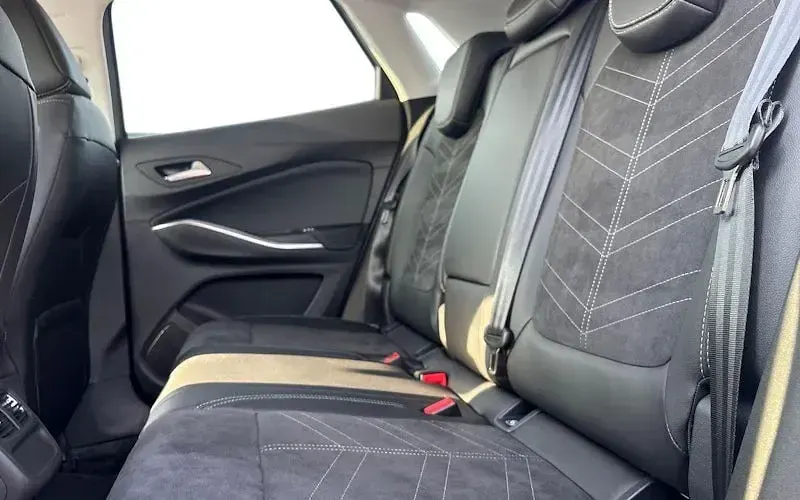 Used Vauxhall Grandland X Ultimate 131 HP (96 kW) 2024 Grey SUV