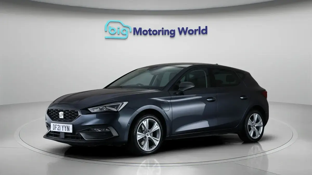 Used Seat Leon FR 201 HP (147 kW) 2021 Grey Hatchback