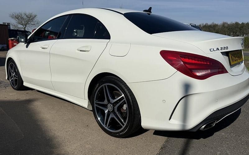 Used Mercedes CLA220 AMG 170 HP (125 kW) 2013 White Sedan