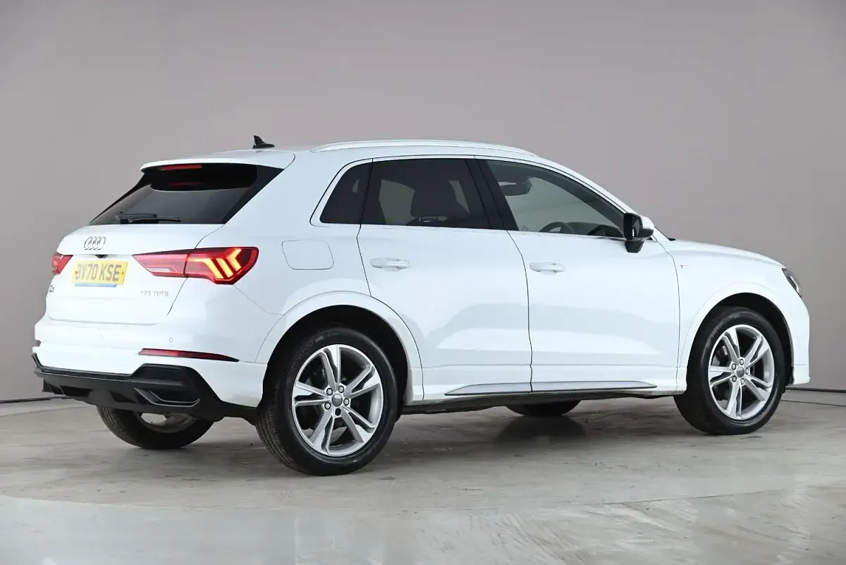 Used Audi Q3 S-Line 150 HP (110 kW) 2020 White SUV