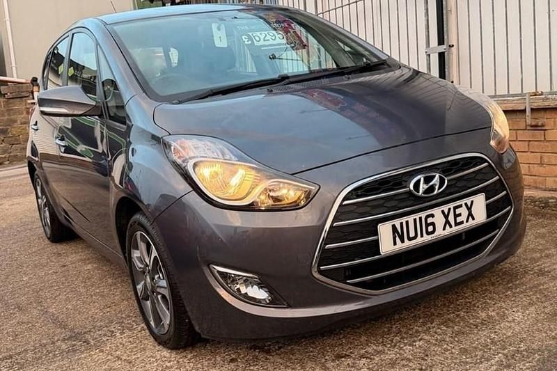 Grey Used 2016 Hyundai ix20 SE Hatchback | £6,295 (Good price) - Image 1/1