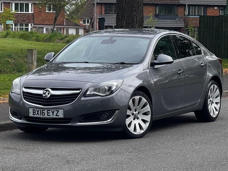 Second-hand Vauxhall Insignia Elite 170 CP (125 kW) 2016 Gri Hatchback