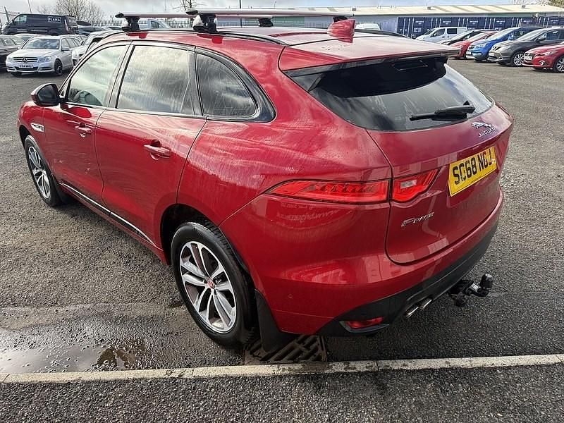 Used Jaguar F-Pace R-Sport 180 HP (132 kW) 2018 Red SUV