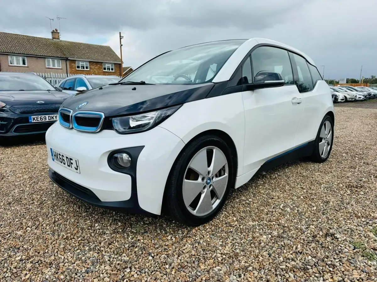 Używany BMW i3 Comfort Edition 170 KM (125 kW) 2016 Biały Hatchback