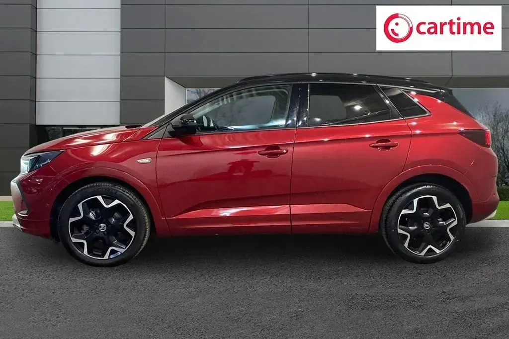 Used Vauxhall Grandland X Ultimate 130 HP (95 kW) 2022 Red SUV