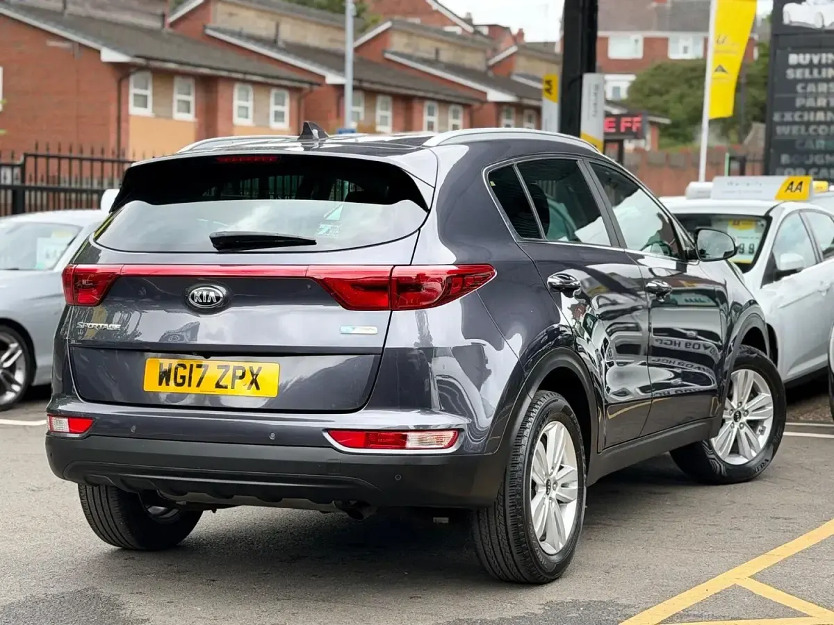 Used Kia Sportage 115 HP (84 kW) 2017 Silver SUV