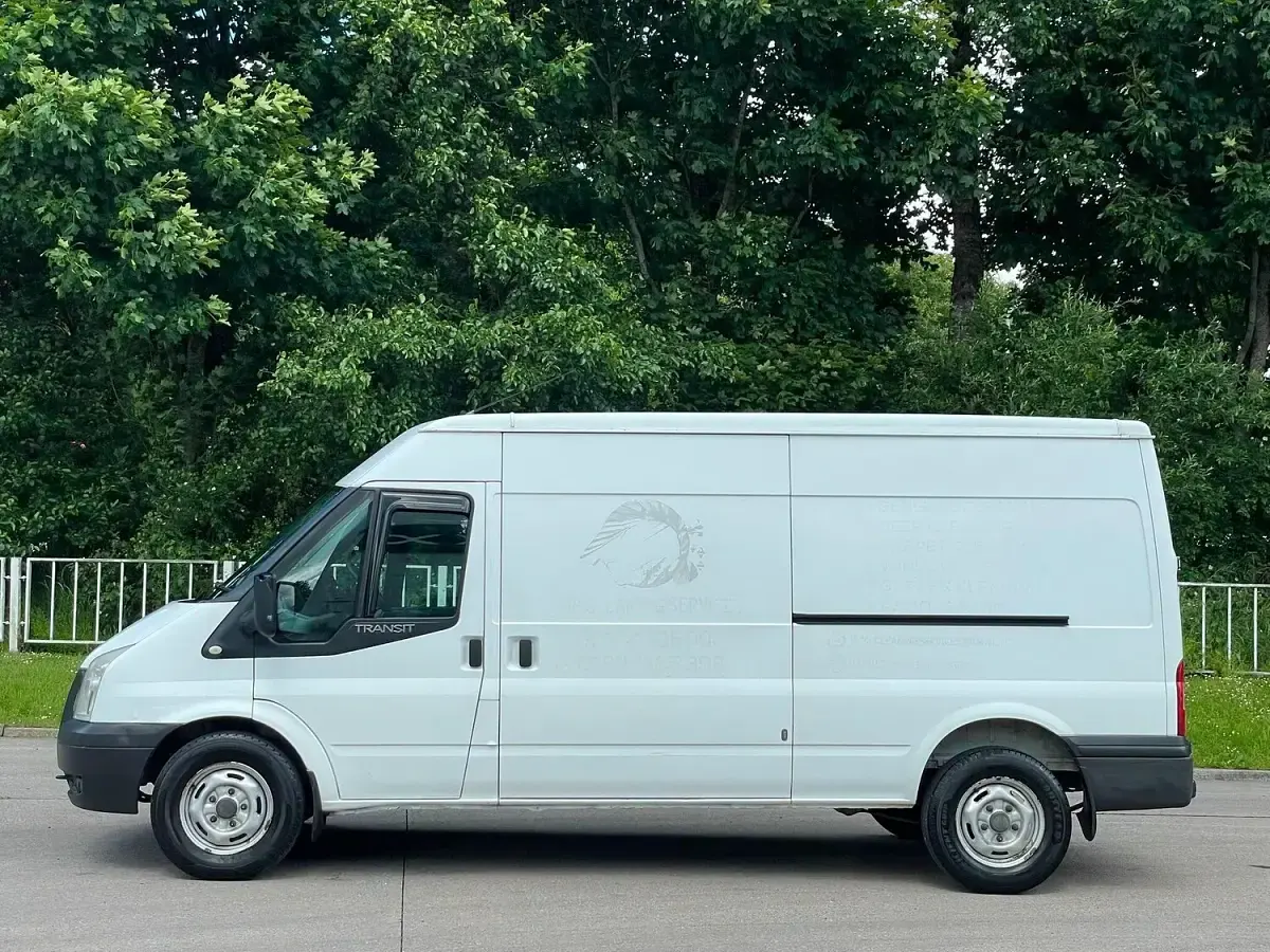 Used Ford Transit 100 HP (73 kW) 2013 White Van