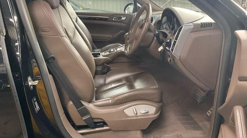 Used Porsche Cayenne Platinum Edition 2014 Black SUV