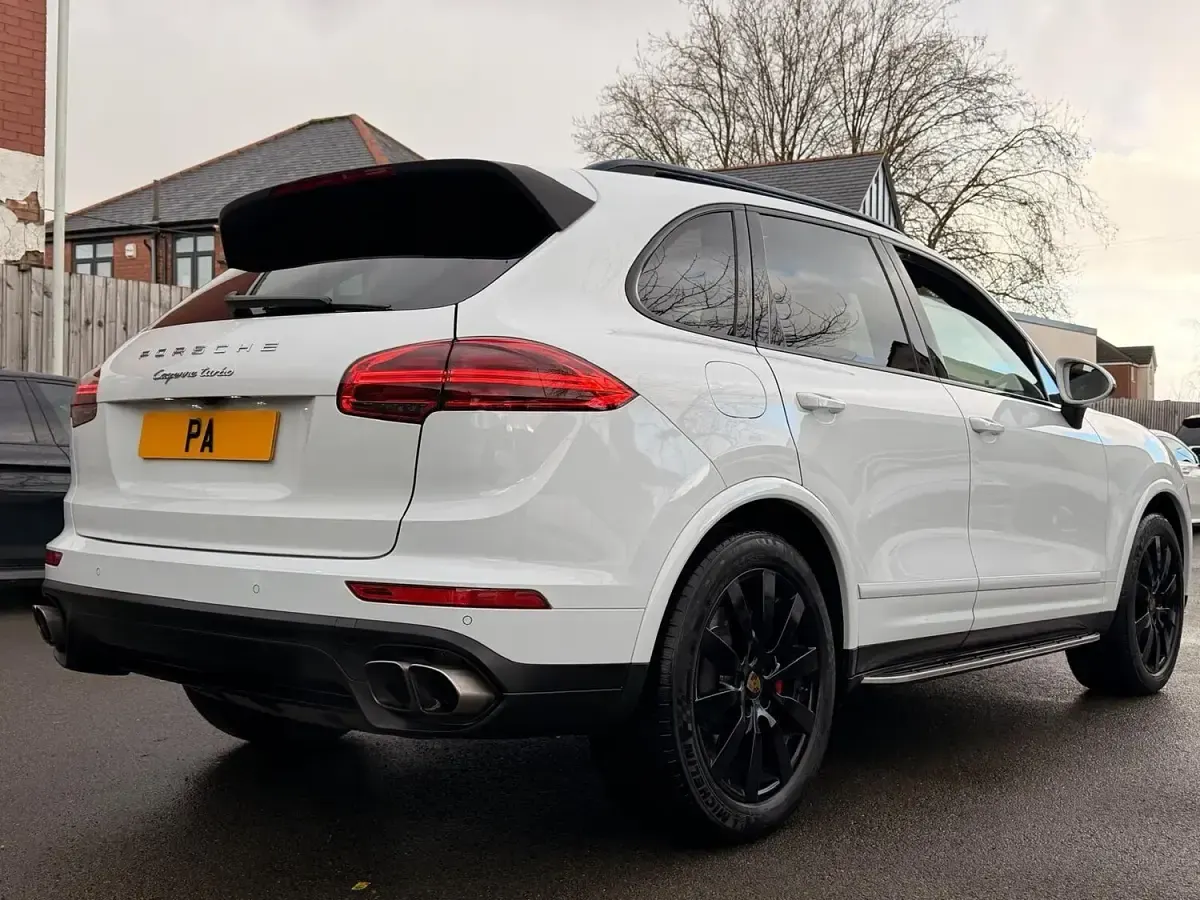 Used Porsche Cayenne Turbo 2015 White SUV
