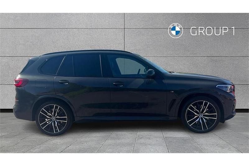 Używany BMW X5 M Sport 340 KM (250 kW) 2023 Biały SUV