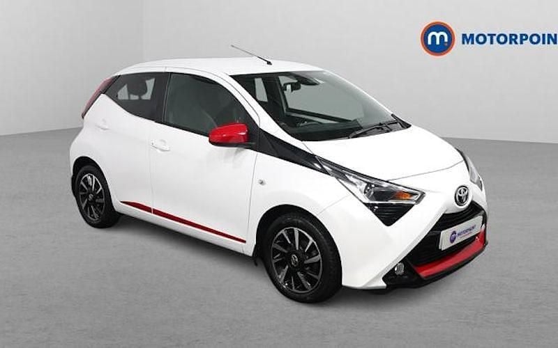 Second-hand Toyota Aygo Trend 72 CP (52 kW) 2021 Hatchback