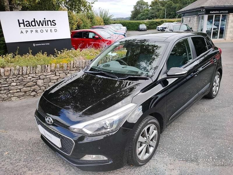 Black Used 2015 Hyundai i20 Premium SE Hatchback | £7,995 (Fair price) - Image 1/4
