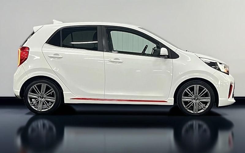Second-hand Kia Picanto GT-Line 84 CP (61 kW) 2019 Alb Hatchback
