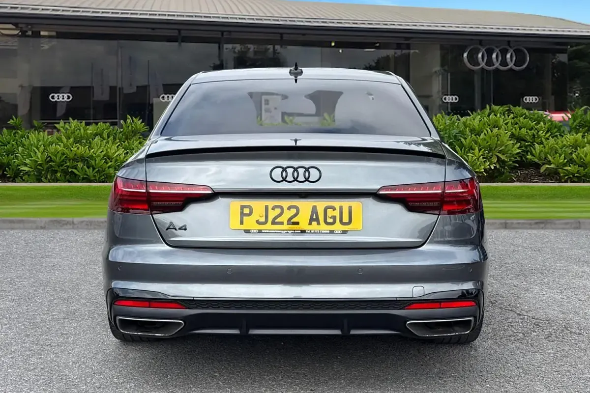 Used Audi A4 Black Edition 150 HP (110 kW) 2022 Grey Sedan