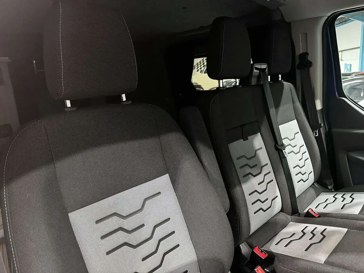 Used Ford Transit Custom Limited 130 HP (95 kW) 2017 Blue Van