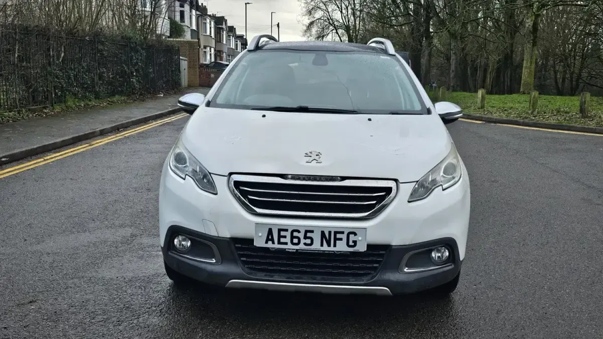 Używany Peugeot 2008 2015 Biały SUV