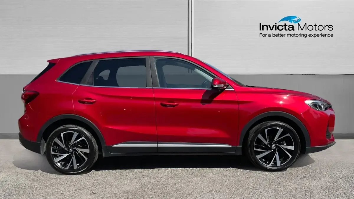 Used MG ZS Trophy 196 HP (144 kW) 2024 Red SUV