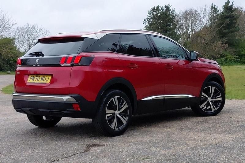 Used Peugeot 3008 Allure 129 HP (94 kW) 2020 Red SUV