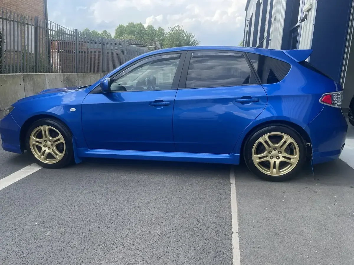 Used Subaru Impreza 2009 Blue Hatchback