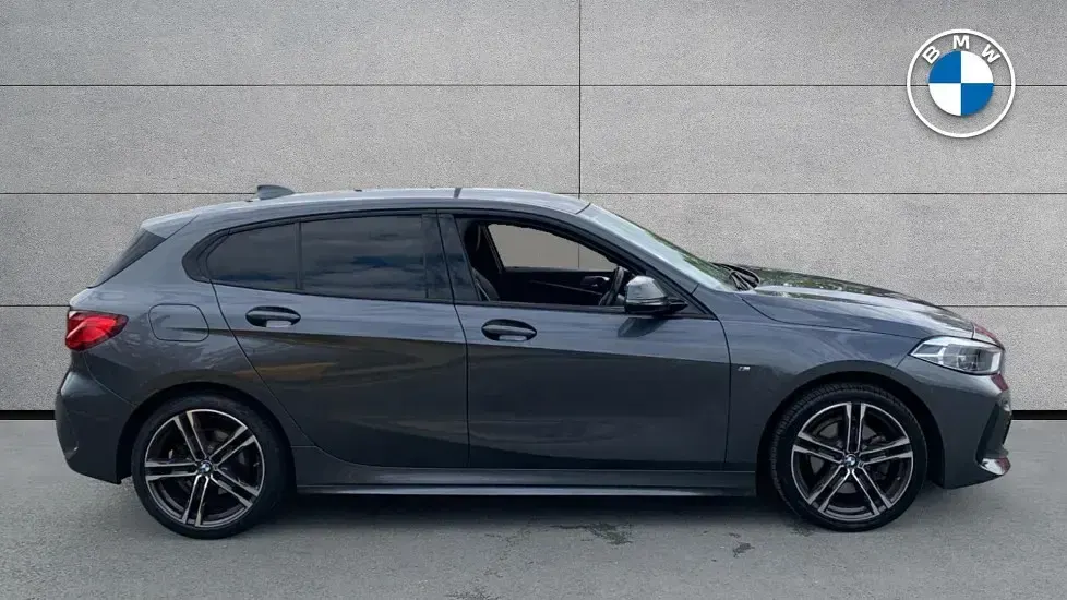 Used BMW 118 M Sport 138 HP (101 kW) 2020 Grey Hatchback