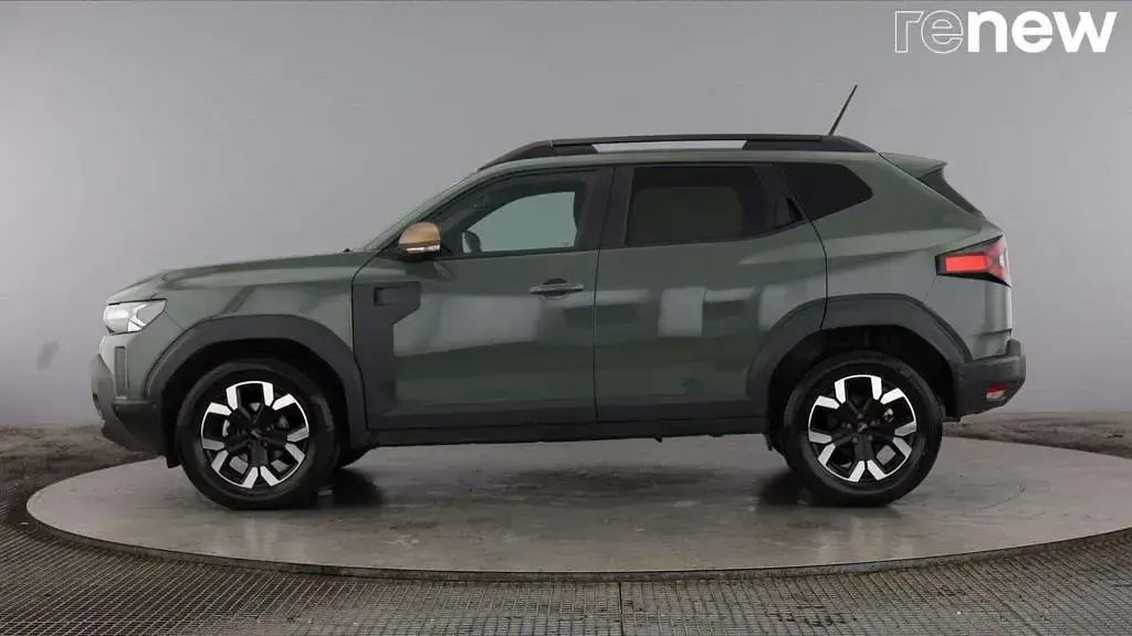 Used Dacia Duster Extreme 130 HP (95 kW) 2025 Green SUV