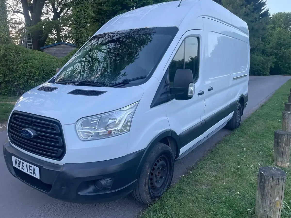 Used Ford Transit 125 HP (91 kW) 2015 White Van
