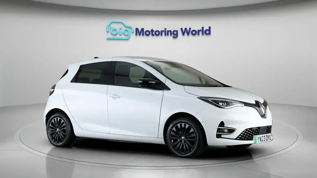 Used Renault Zoe Techno 100 kW (136 HP) 2023 Hatchback