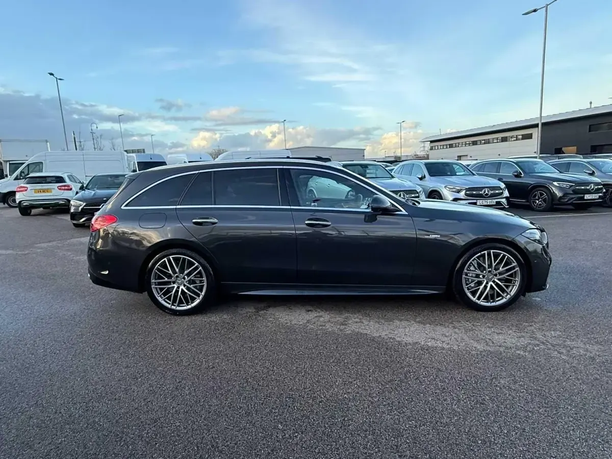 Usado Mercedes C43 AMG Premium 2024 Cinzento Carrinha