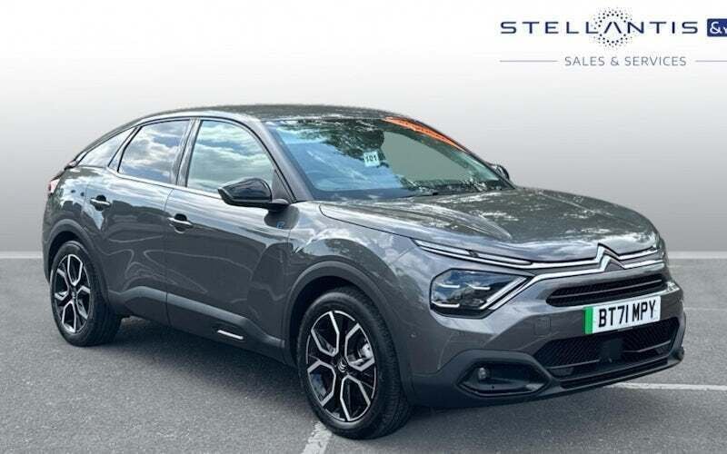 Used 2023 Citroën e-C4 Shine Hatchback | £12,761 (Good price) - Image 1/4