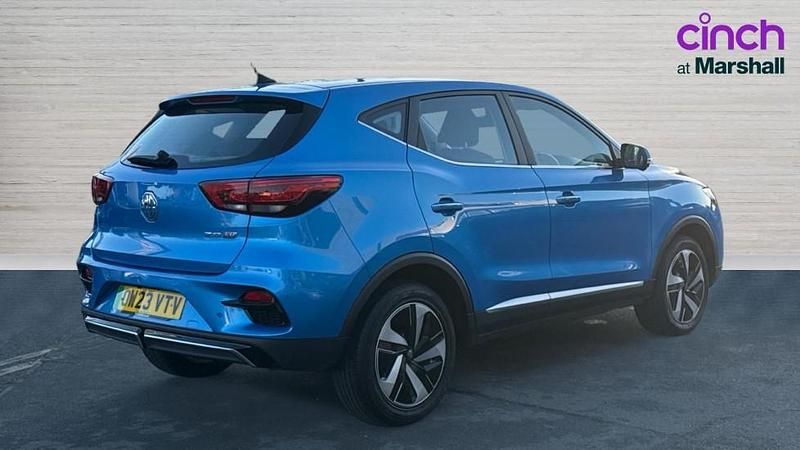 Used MG ZS SE 114 kW (156 HP) 2023 Blue SUV