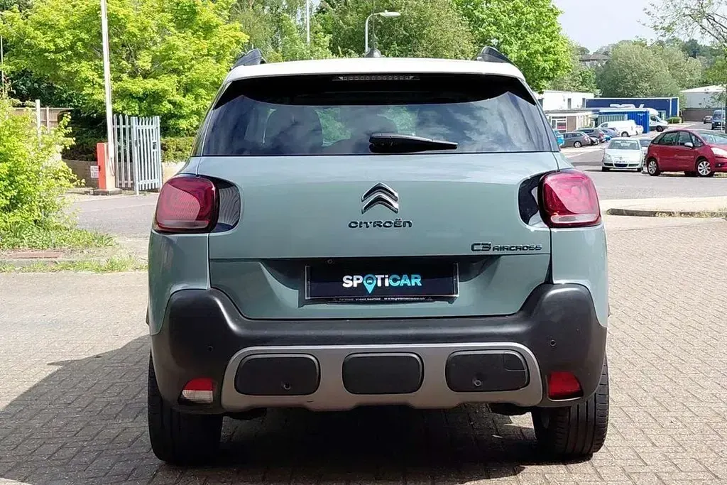 Usado Citroën C3 Aircross PureTech 108 CV (79 kW) 2021 Gris SUV