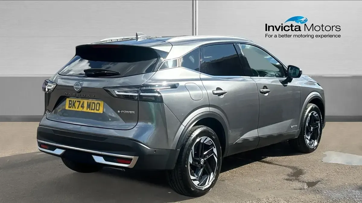 Used Nissan Qashqai N-Connecta 190 HP (139 kW) 2024 Grey SUV