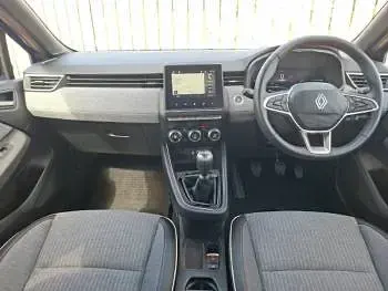 Used Renault Clio Techno 90 HP (66 kW) 2025 Blue Hatchback