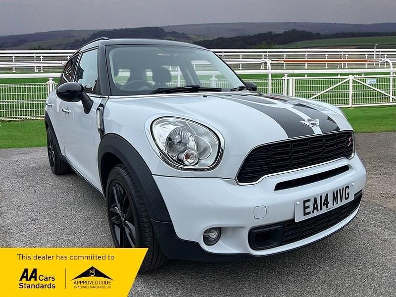 Used Mini Cooper S 2014 White Hatchback