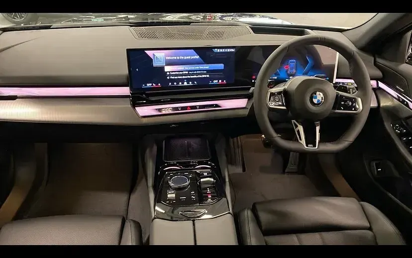 Used BMW 520 M Sport 205 HP (150 kW) 2026 Black sapphire metallic paint Estate