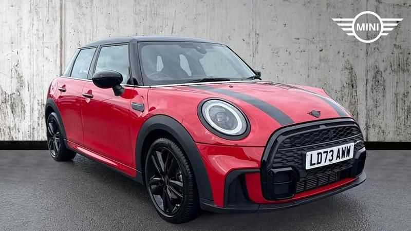 Used Mini Cooper Hatch 134 HP (98 kW) 2023 Red Hatchback